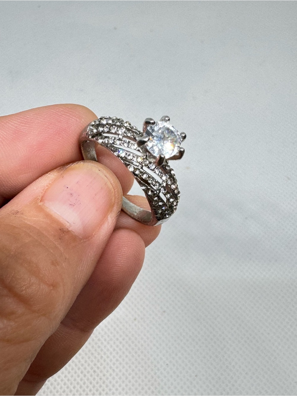Silver Tone Rhinestone Solitaire Statement Ring Size 9.5